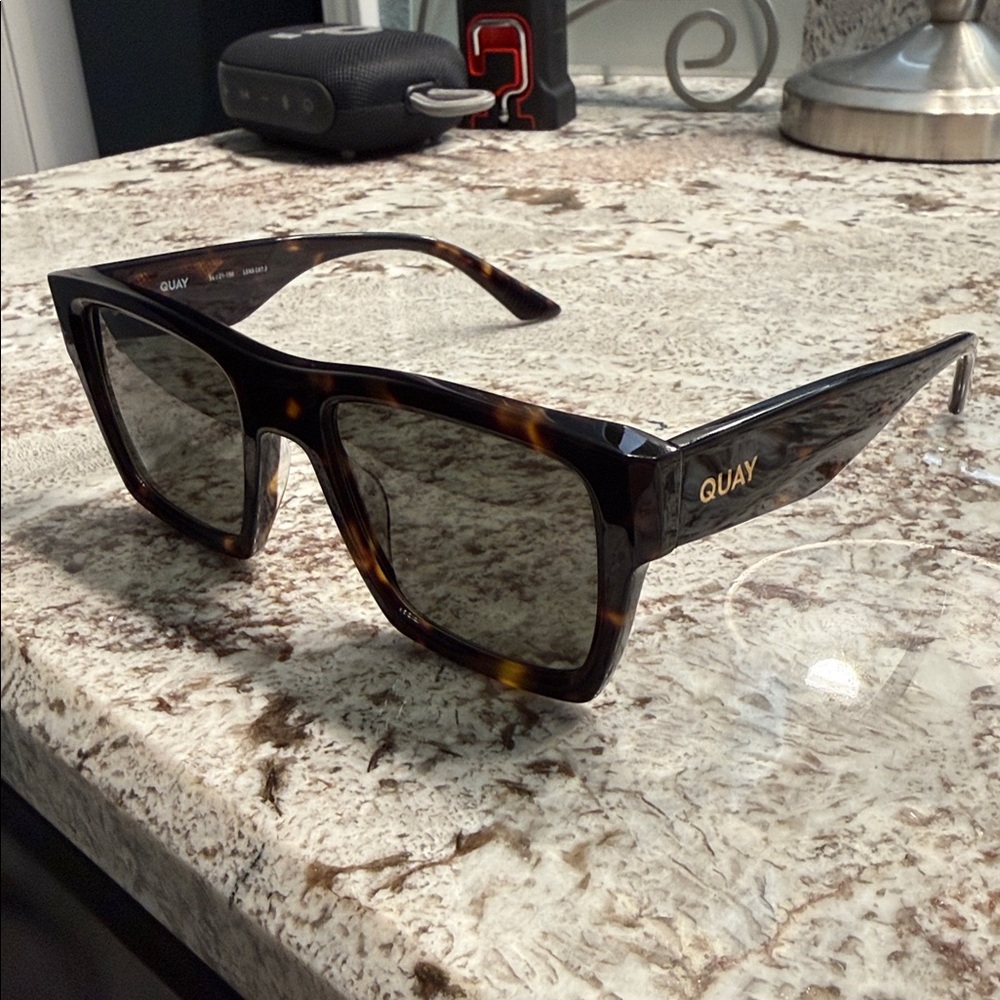 Quay Fastlane Sunglasses